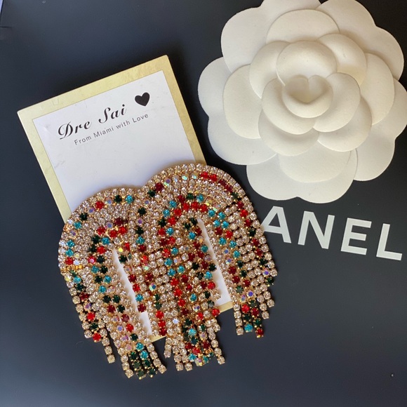 Earrings - Picture 1 of 2
